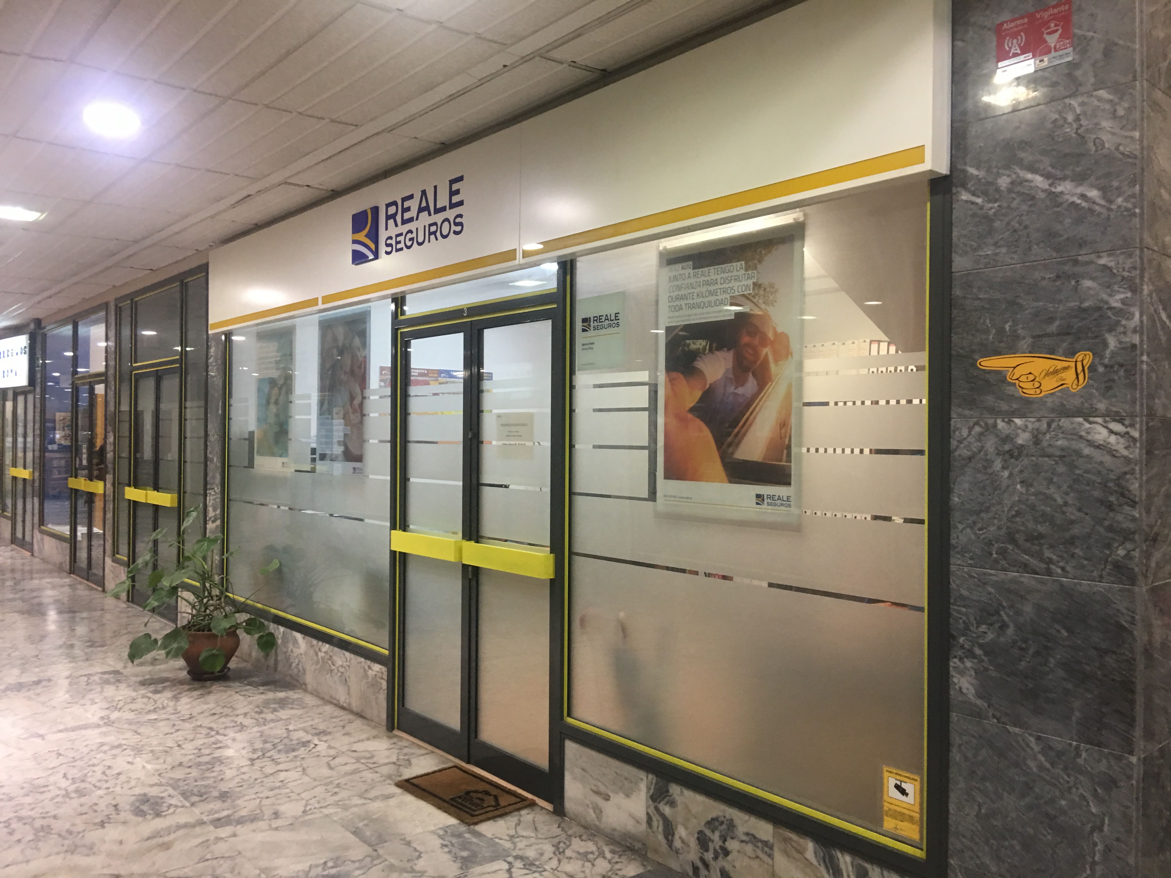 Agencia Reale Seguros Ourense Plaza